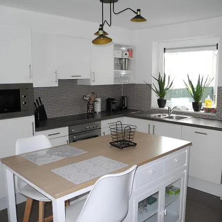Binn G001 - Friendly Spacious Appartement *