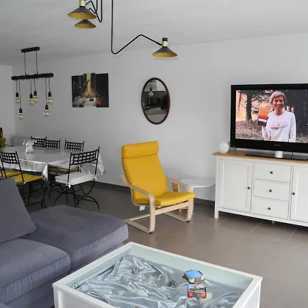 Binn G001 - Friendly Spacious Appartement *