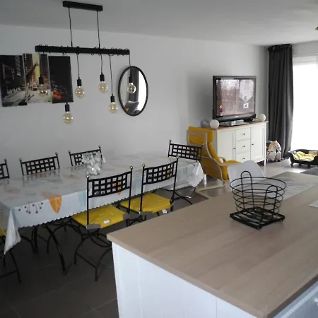 Binn G001 - Friendly Spacious *